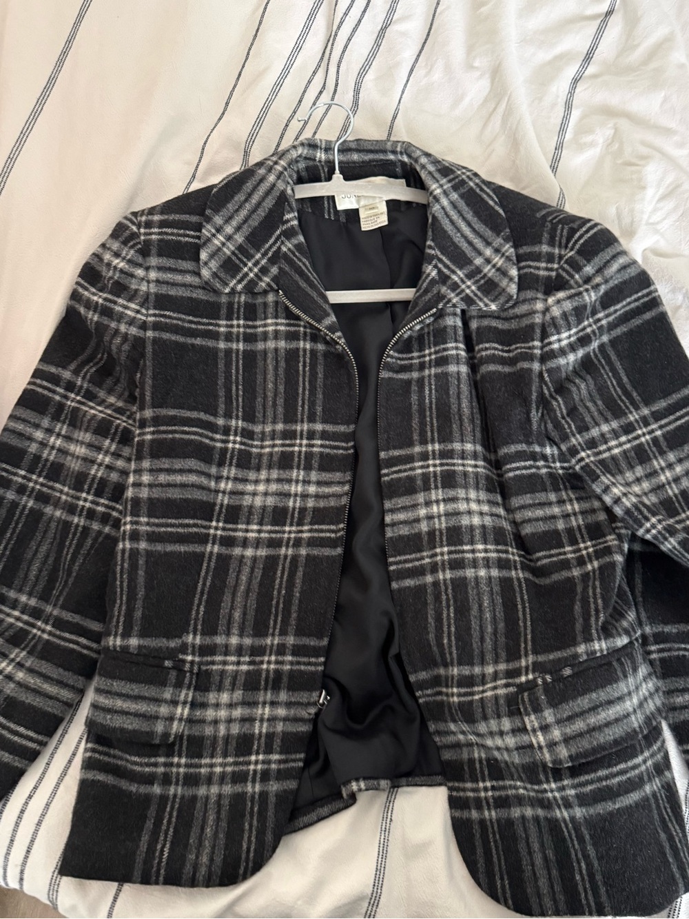 Jones New York Black & Gray Plaid Blazer